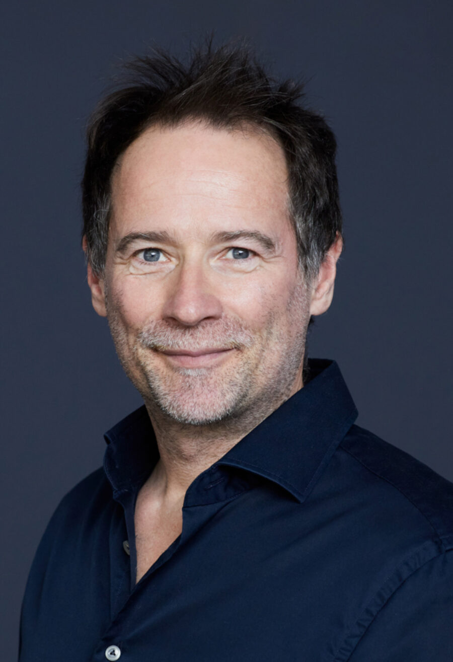 Sven Schönauer recom art care CCO